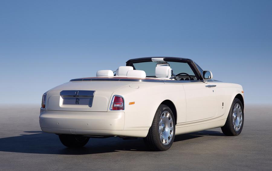  Rolls-Royce Phantom Drophead Coupe 2012 года  (фото 10 из 25)